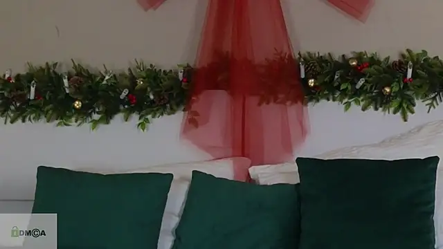 Snapshot of katty__cat chatting on January 20, 7:04 pm katty cat online show from January 20, 7:04 pm