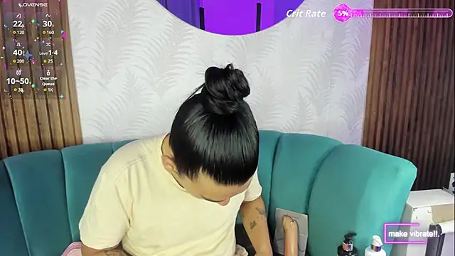 yossi peach cute online show from November 13, 8:52 pm