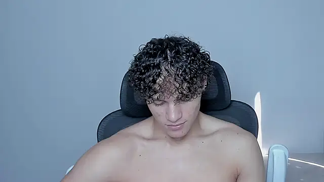 laurent nova online show from October 27, 6:12 pm