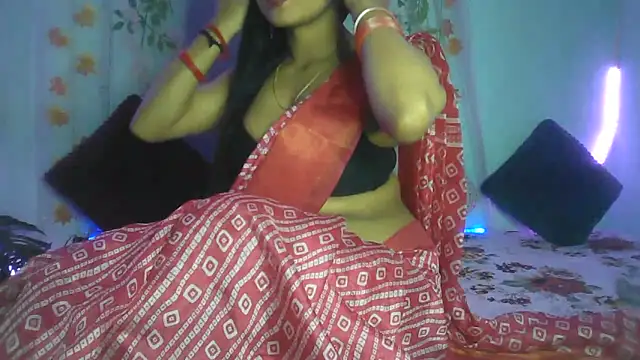 Queenhimanshi online show from February 1, 9:00 am