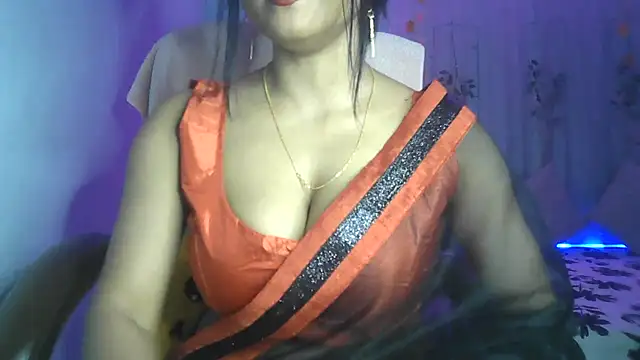 Queenhimanshi online show from February 23, 8:00 pm