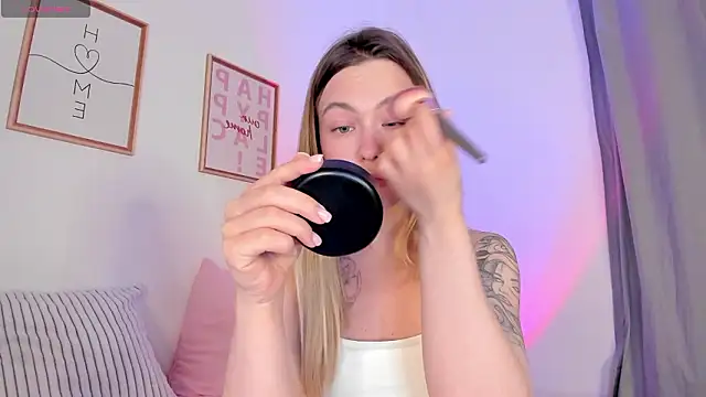 damn cutie online show from January 19, 12:42 pm