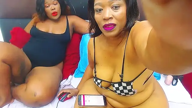 Brookylynbrownxx online show from September 25, 5:33 am