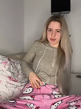 Holly-Glamour online show from February 26, 11:48 pm