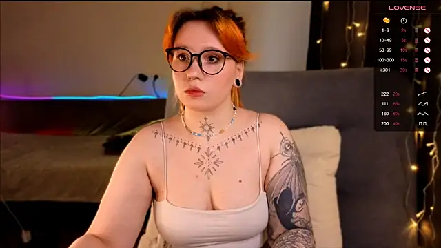 The Full Red Moon online show from November 27, 9:00 am