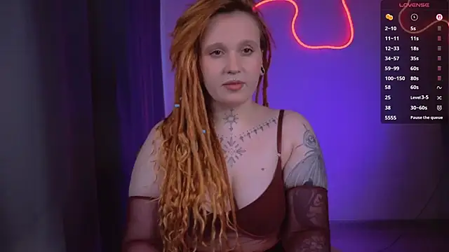 The Full Red Moon online show from May 3, 1:55 am