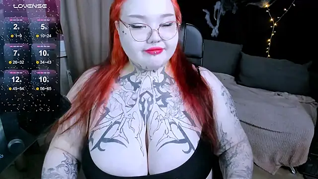 Gotic Pie online show from November 19, 3:23 pm