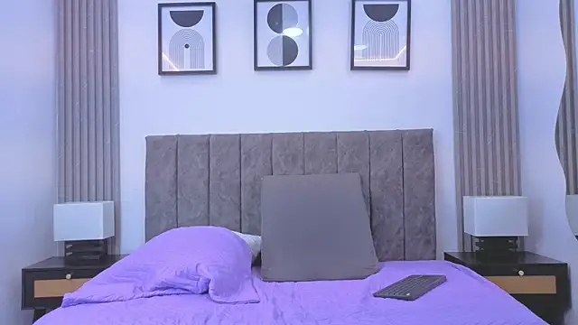 Luciana Ortiz1 online show from June 19, 7:28 pm