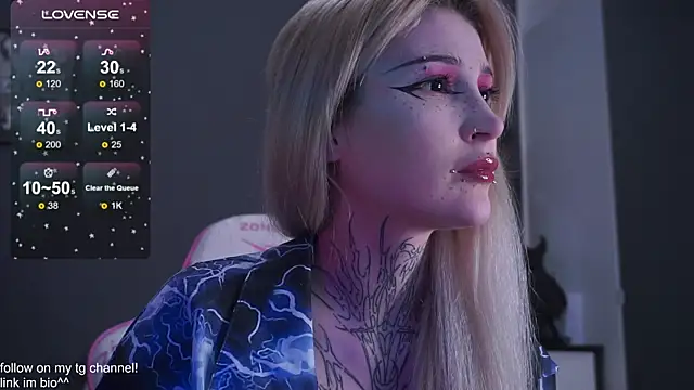 fraulein mooon online show from November 18, 12:16 am