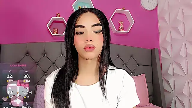 Snapshot of Sofi_hdz chatting on March 23, 2:04 am Sofi hdz online show from March 23, 2:04 am