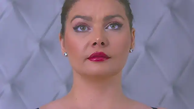 RissaRheys online show from October 16, 4:08 pm