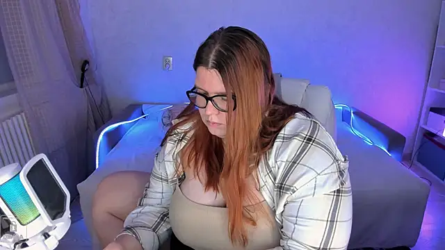 Melissa Purr online show from March 8, 2:34 am