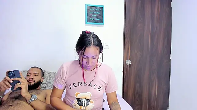 Snapshot of katia__dann chatting on March 1, 11:26 pm katia  dann online show from March 1, 11:26 pm