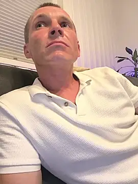 AttractiveSilk5 online show from June 26, 9:08 pm