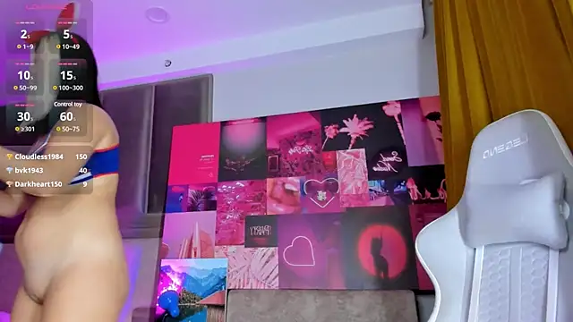 Snapshot of Kate_Burleskk chatting on January 14, 5:30 am Kate Burleskk online show from January 14, 5:30 am