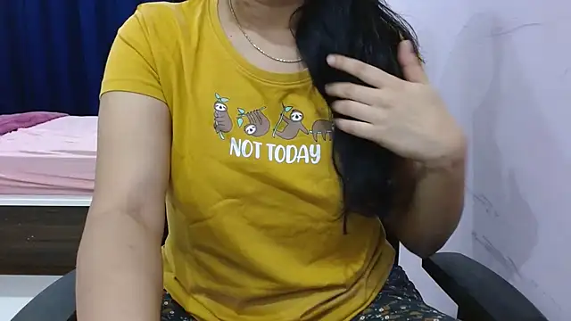 priya  81 online show from January 21, 4:58 pm