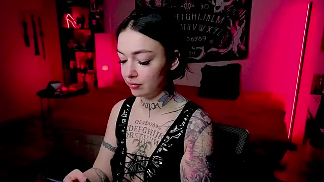 Magic Allie online show from June 16, 8:22 pm