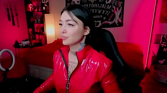 Magic Allie online show from July 7, 8:24 pm