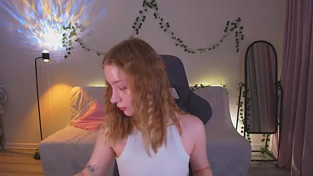 Eva Davi online show from October 12, 1:48 am