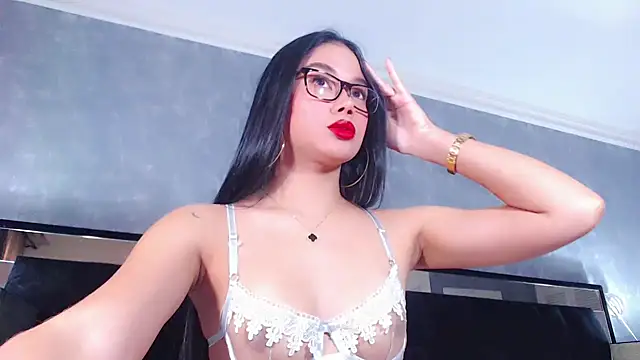 JasmineMoore online show from February 18, 5:53 pm