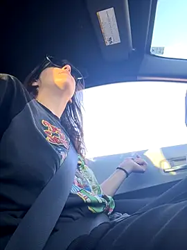 Snapshot of SafeinouterSpace chatting on October 21, 12:00 am SafeinouterSpace online show from October 21, 12:00 am