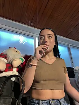 Ady 18 online show from December 21, 4:25 pm
