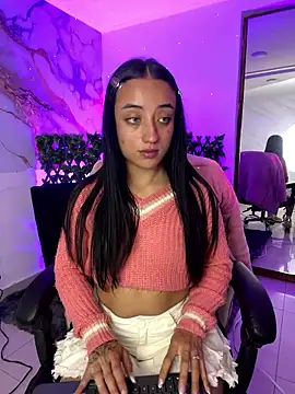 Ady 18 online show from January 7, 6:54 pm