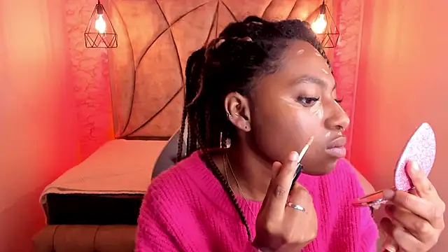 Queen perla  online show from February 20, 12:36 pm