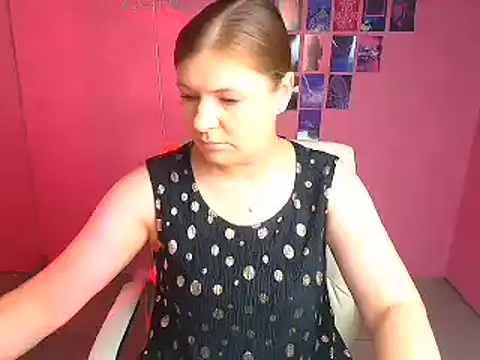 Snapshot of Lissmilf chatting on July 11, 11:57 am Lissmilf online show from July 11, 11:57 am