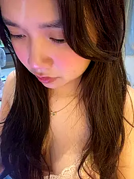 Hotellinh12 online show from November 1, 6:43 pm