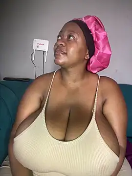 Chubbykarisma27 online show from October 22, 1:00 pm