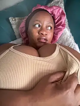 Chubbykarisma27 online show from November 7, 11:10 am