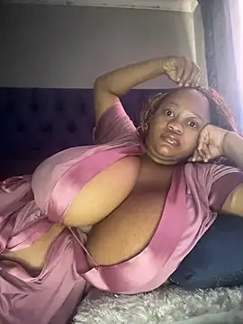 Chubbykarisma27 online show from March 14, 5:02 am