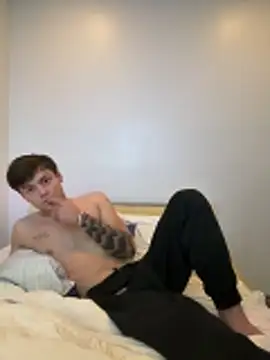 Snapshot of NICKanAMBERCHEAT chatting on January 6, 2:43 pm NICKanAMBERCHEAT online show from January 6, 2:43 pm