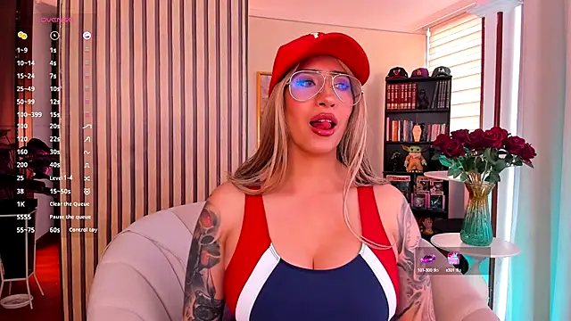Milanna lips  online show from September 19, 1:45 pm