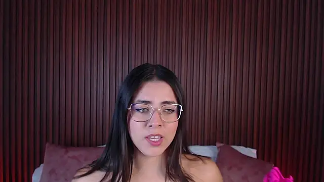 lizowenn  online show from March 15, 1:29 pm