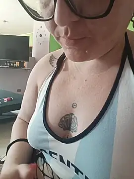 peachgirlmartyna online show from July 18, 1:26 pm