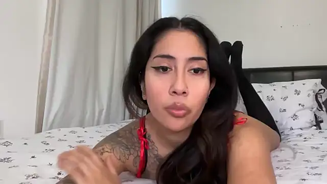 LorenaAnderson online show from December 5, 2:47 pm