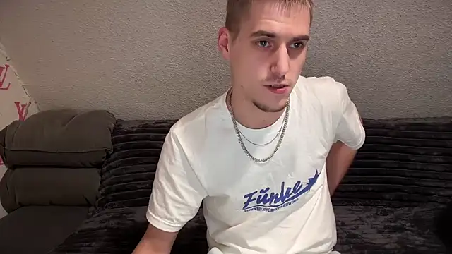 Cookieboy88 online show from December 18, 9:40 pm