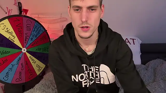 Snapshot of Cookieboy88 chatting on March 17, 7:06 pm Cookieboy88 online show from March 17, 7:06 pm