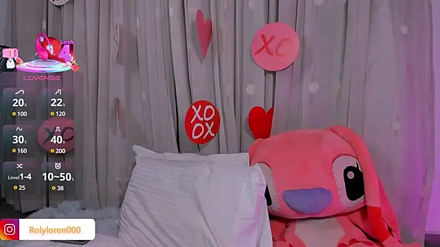 RolyLoren online show from March 18, 9:21 pm