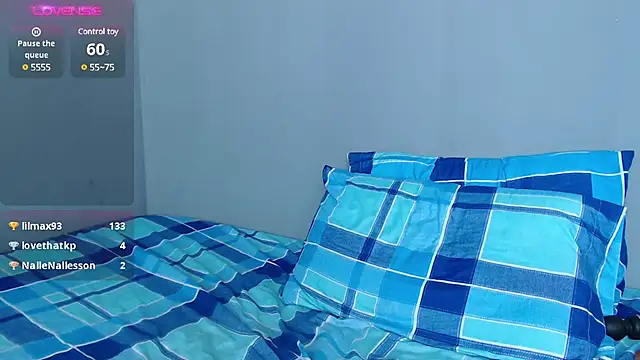 blue violette  online show from January 20, 7:46 pm