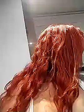 Snapshot of AriaRusso chatting on December 8, 5:01 pm AriaRusso online show from December 8, 5:01 pm