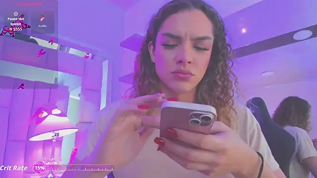 mariiahneedles online show from May 12, 8:06 pm