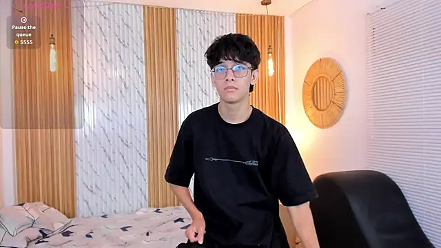 billie jr online show from October 4, 3:48 am