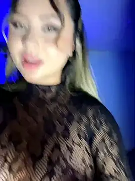 Snapshot of SaraFerreira chatting on March 29, 3:28 am SaraFerreira online show from March 29, 3:28 am