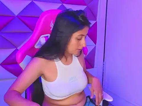 Snapshot of Cameron_cutte chatting on November 14, 3:05 am Cameron cutte online show from November 14, 3:05 am