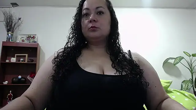 Snapshot of Aleia_Taylor chatting on June 26, 10:03 pm Aleia Taylor online show from June 26, 10:03 pm