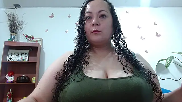 Snapshot of Aleia_Taylor chatting on July 31, 9:47 pm Aleia Taylor online show from July 31, 9:47 pm