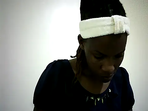 Pierra77 online show from October 3, 7:05 am